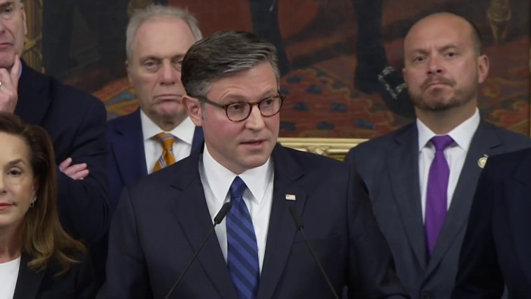 Democrats ‘Hold the Line’ as Government Shutdown Intensifies Amid Public Suffering