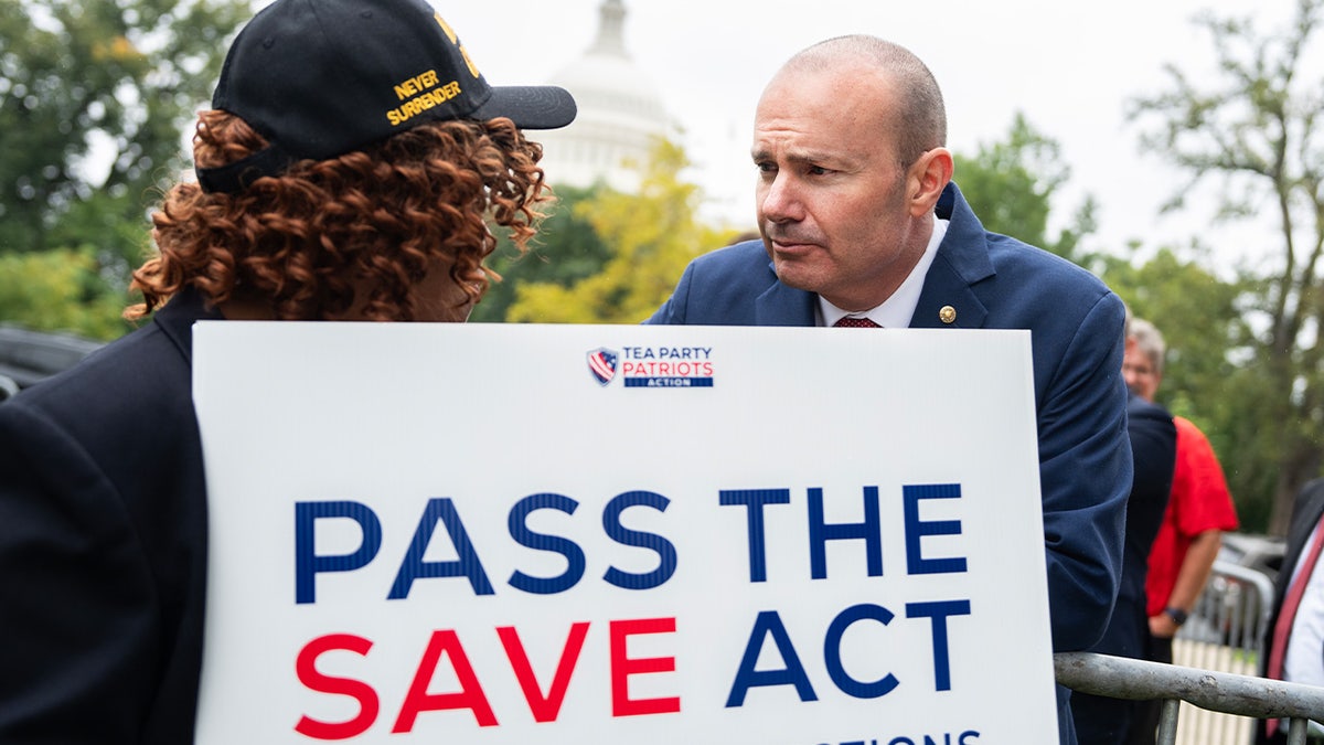 Trump Urges Immediate Passage of SAVE America Act Ahead of Critical Midterms