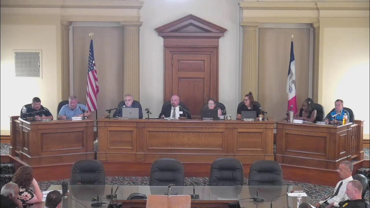 Ottumwa City Council Opens Meeting with ‘Hail Satan’ Prayer, Sparking Immediate Backlash